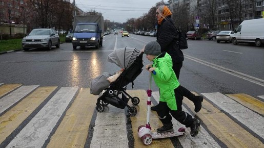 Путин намекнул на возможное продление пособия по уходу за детьми